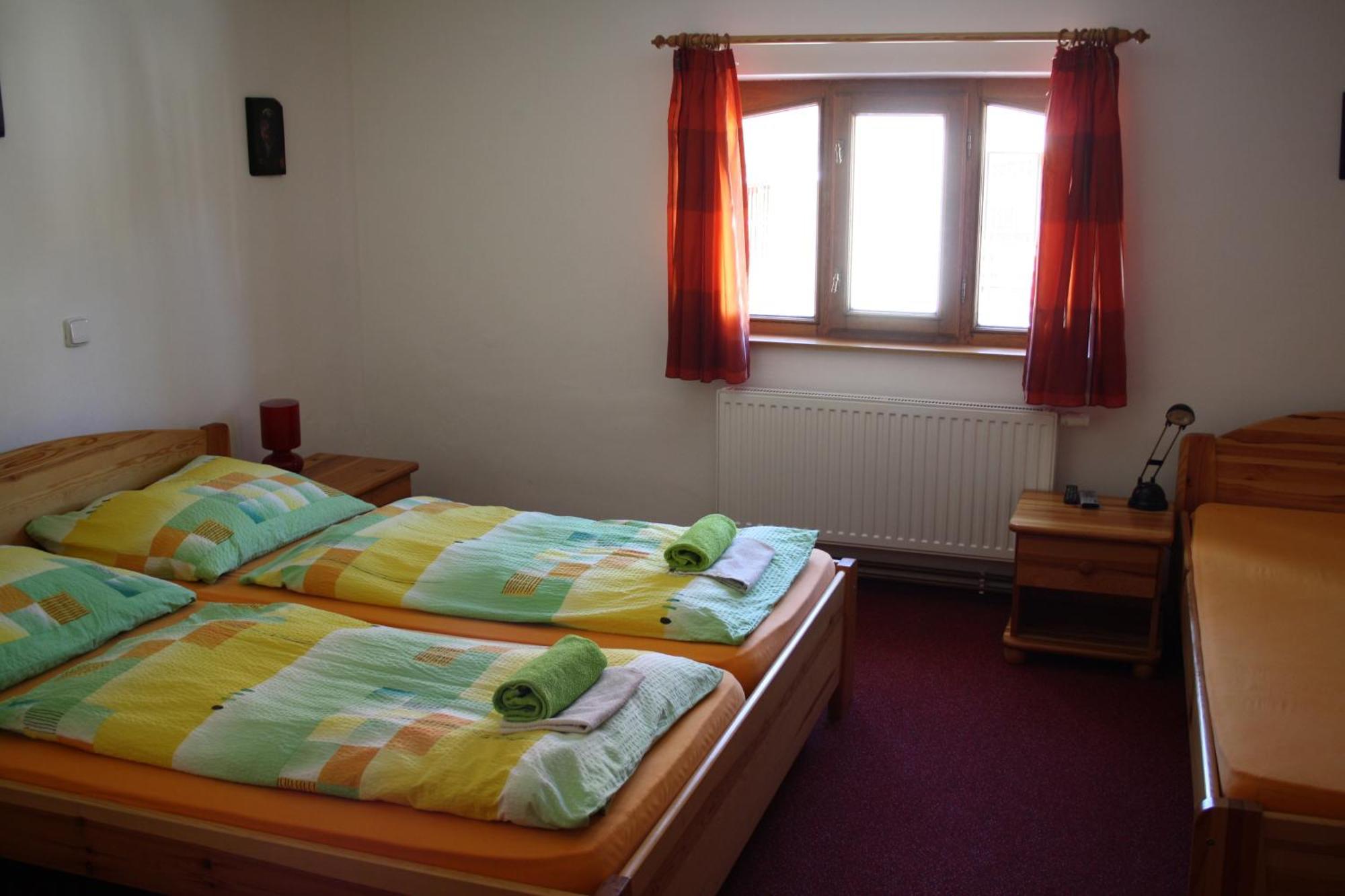 Penzion U Cerneho Potoka Nová Lhota Quarto foto
