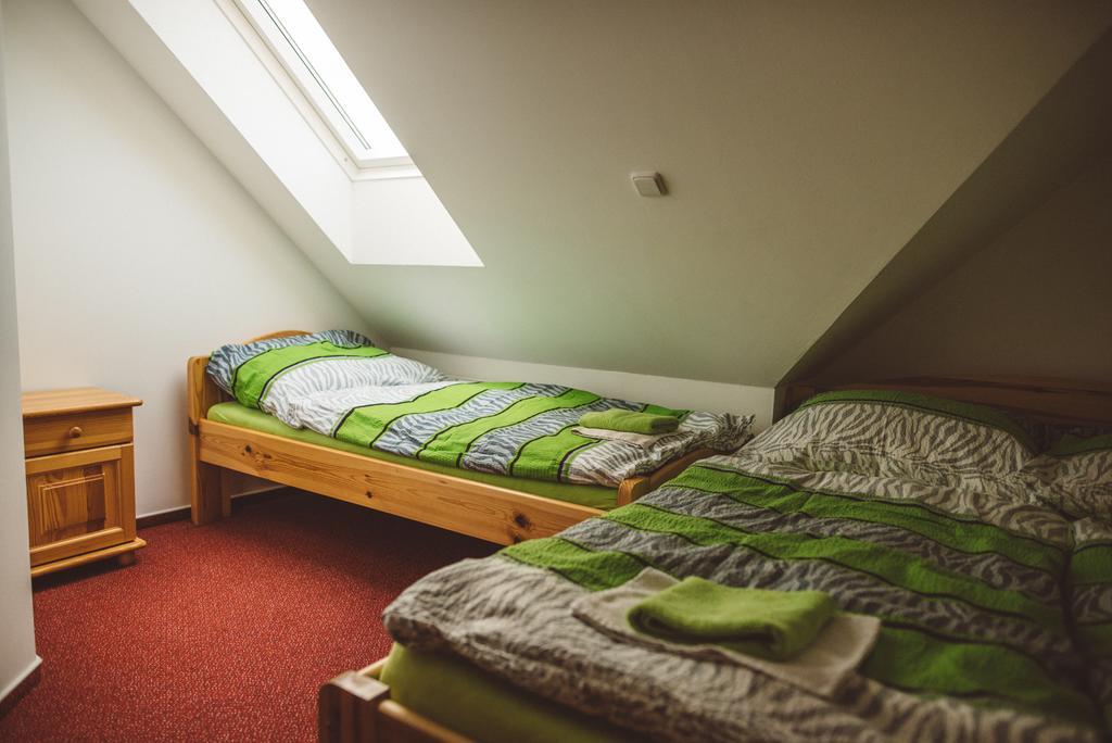 Penzion U Cerneho Potoka Nová Lhota Exterior foto